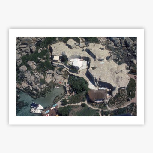 Island Retreat - Image 2