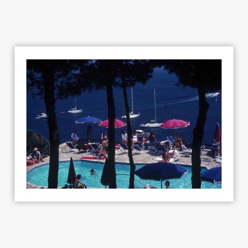 Luxury Holiday - Image 2