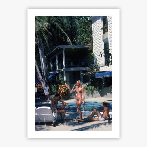 Poolside In Acapulco - Image 2