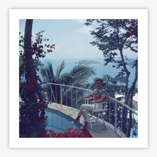 Poolside In Acapulco - Image 2