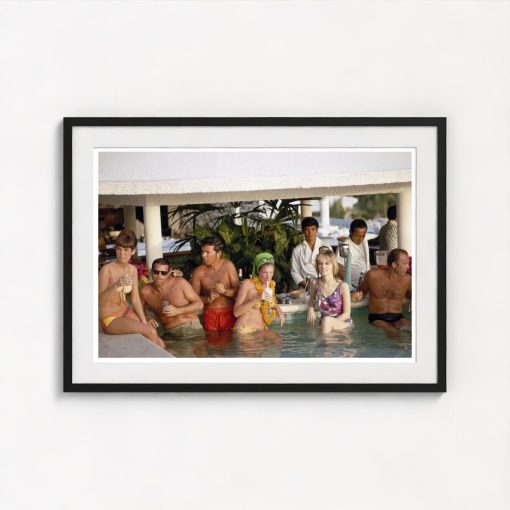 Acapulco Pool Bar - Image 3