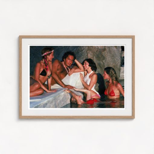 By The Pool In Acapulco - Image 7