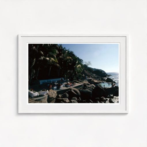 By The Pool In Acapulco - Image 5