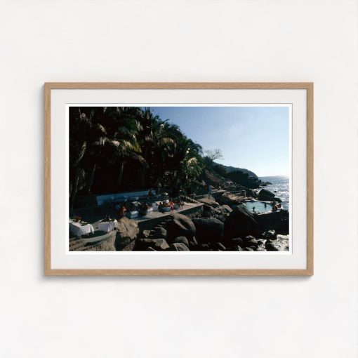 By The Pool In Acapulco - Image 7
