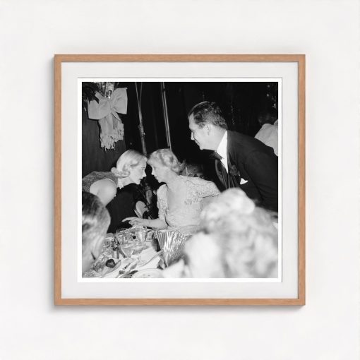 Palm Beach Party Guests - Image 7