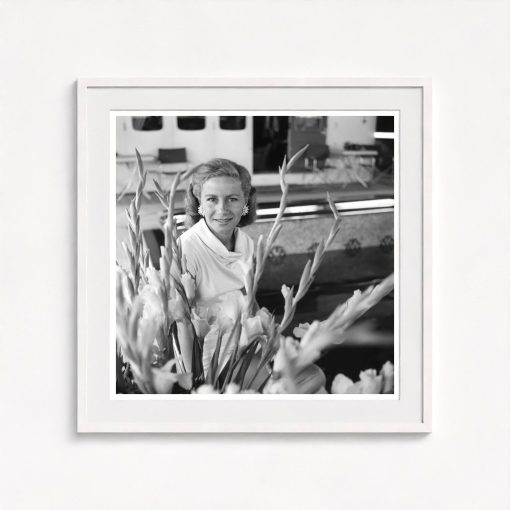 Tina Onassis - Image 5