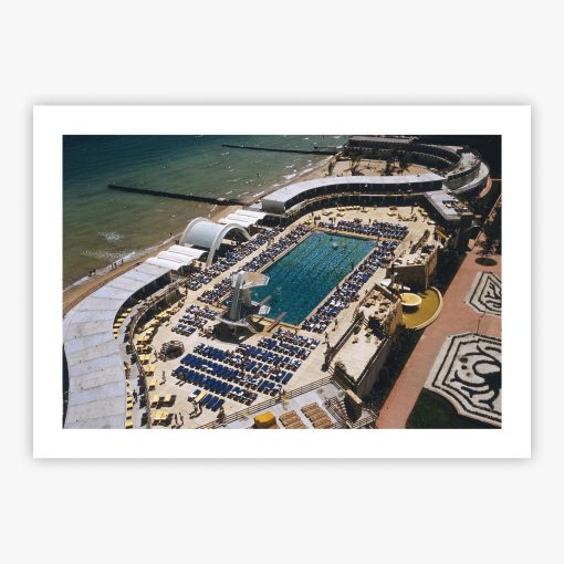 Fontainebleau Hotel Pool - Image 2