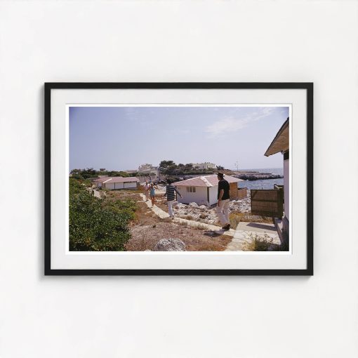 Holidaymakers In Antibes - Image 3