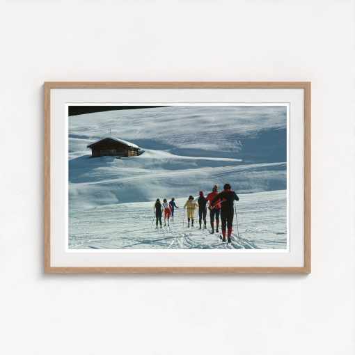 Skiers in Lech - Image 7