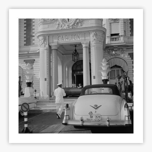 The Carlton Hotel - Image 2