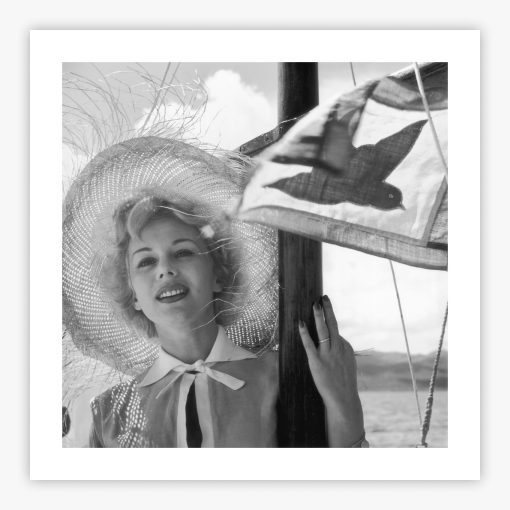 Eva's Boat Trip - Image 2