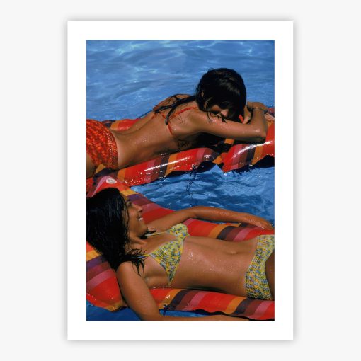 Girls On Lilos - Image 2