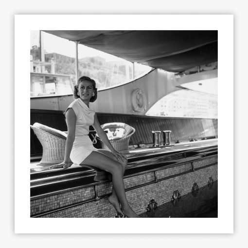 Tina Onassis - Image 2