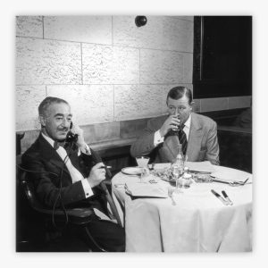 Arlen Dines Out