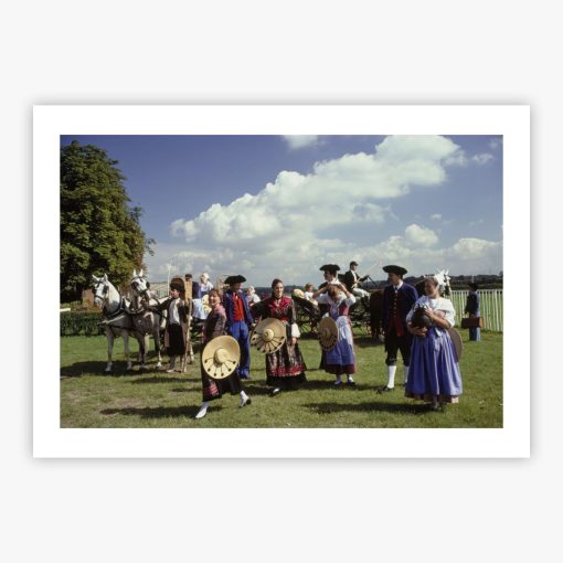 Baden-Baden Traditional Clothing - Image 2