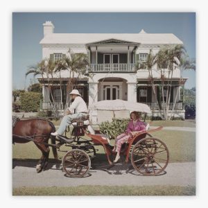 Bermudan Hostess