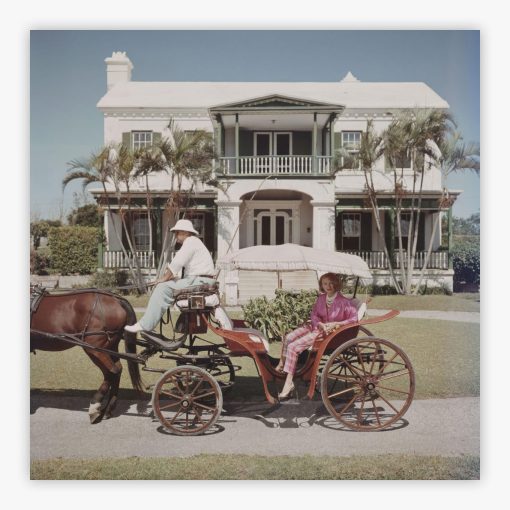 Bermudan Hostess