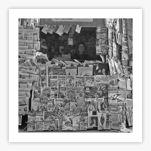 Newspaper Kiosk - Image 2