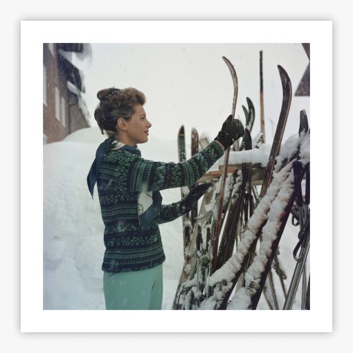 Skiing Princess - Image 2