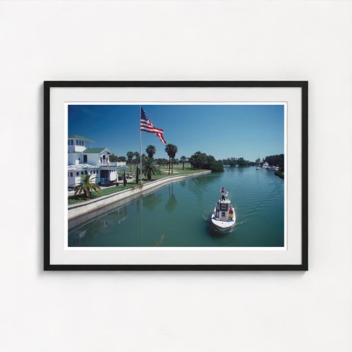 Canal In Boca Grande - Image 3
