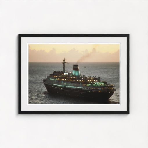Cruise Ship - Image 3