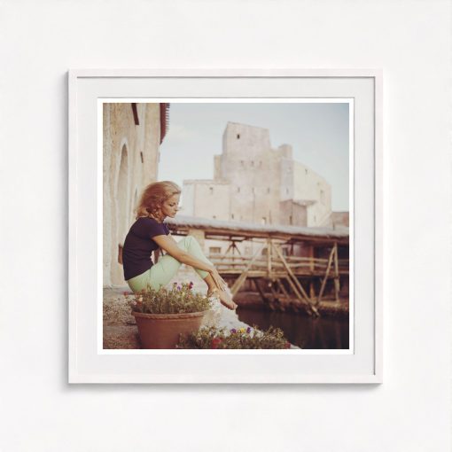 Dolores Guinness - Image 5