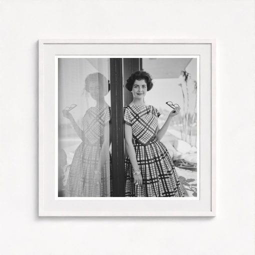 Pamela Johansing In Paul Whitney - Image 5