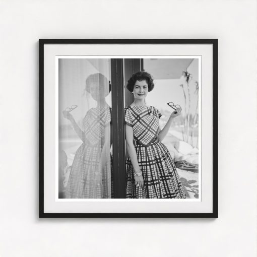 Pamela Johansing In Paul Whitney - Image 3